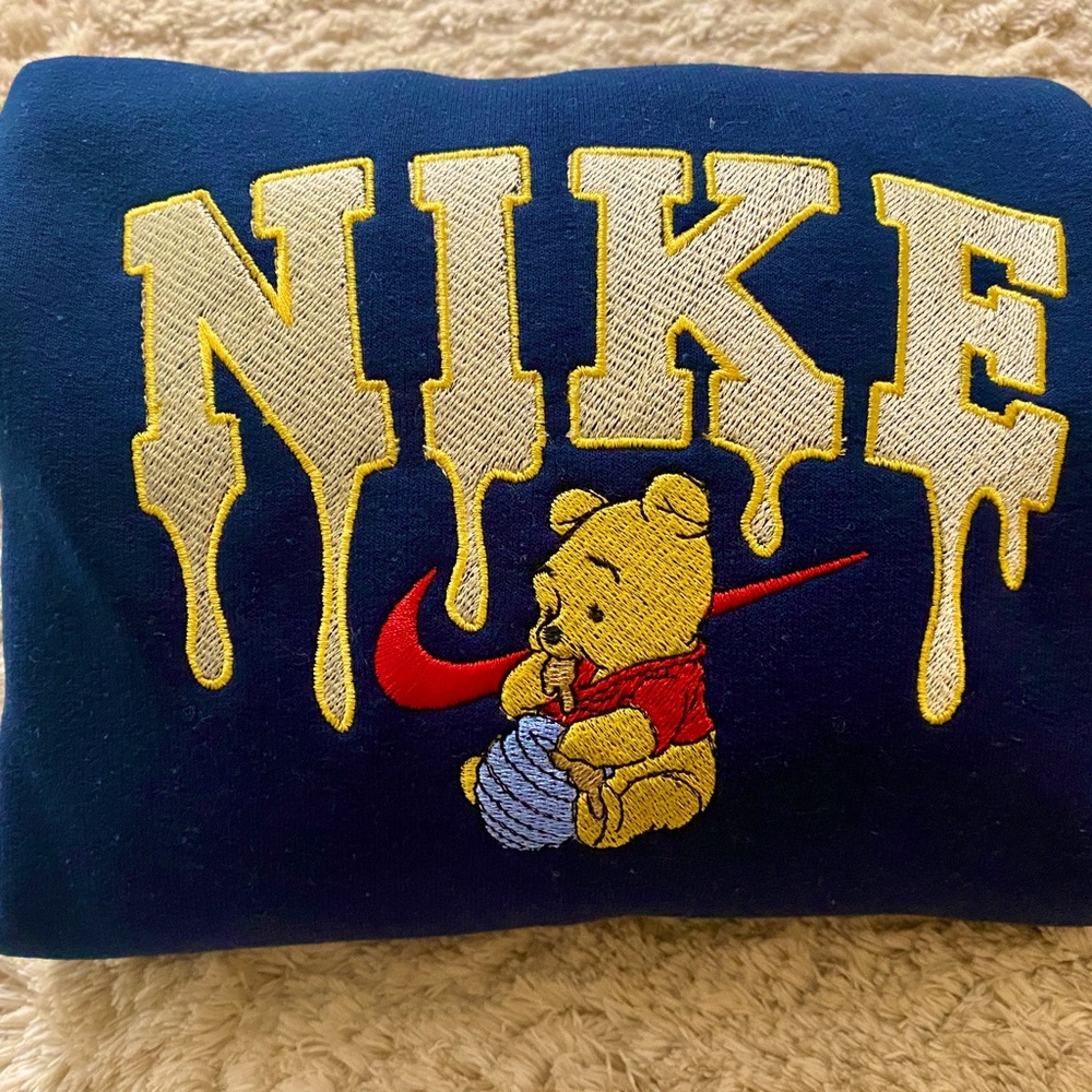 Winnie the Pooh Embroidered Crewneck Sweatshirt